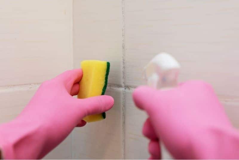cleaning grout without scrubbing